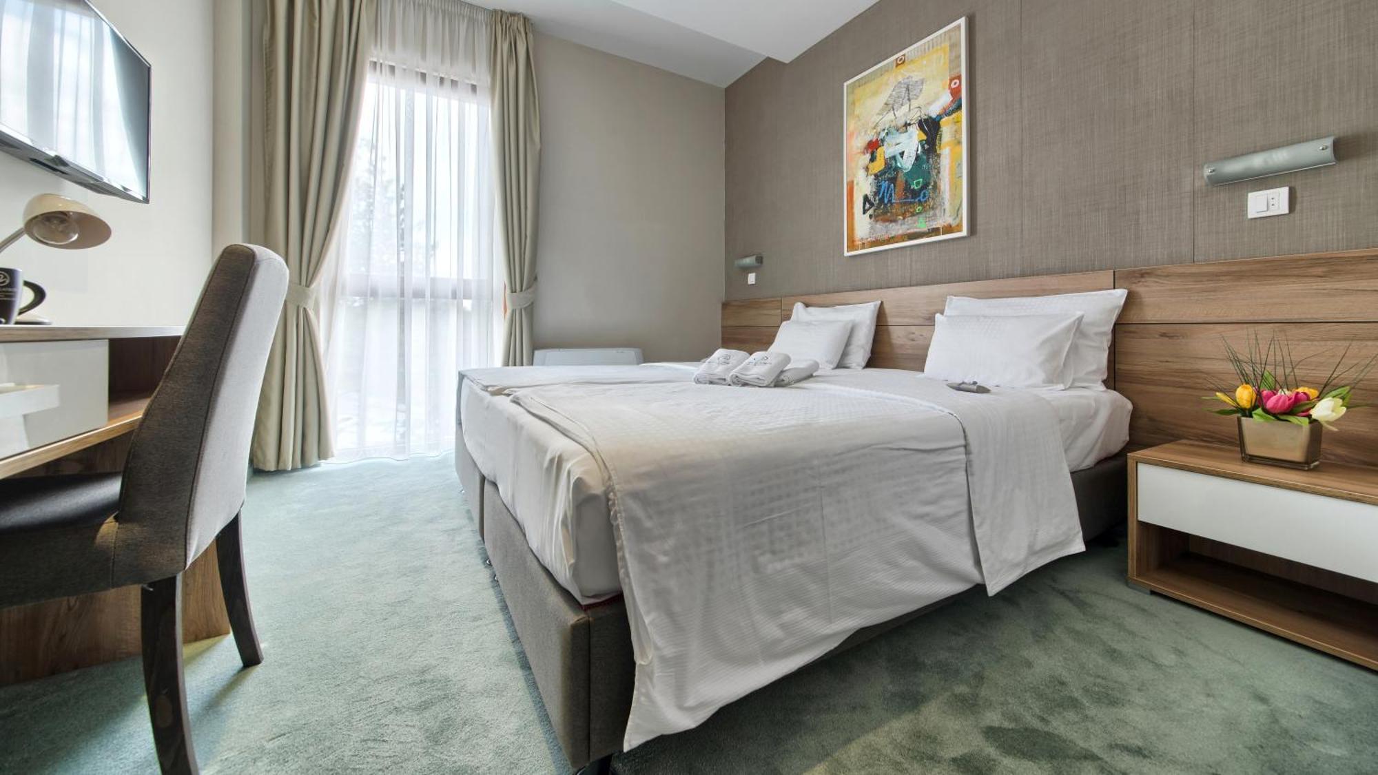 Hotel Mons Zlatibor Bagian luar foto