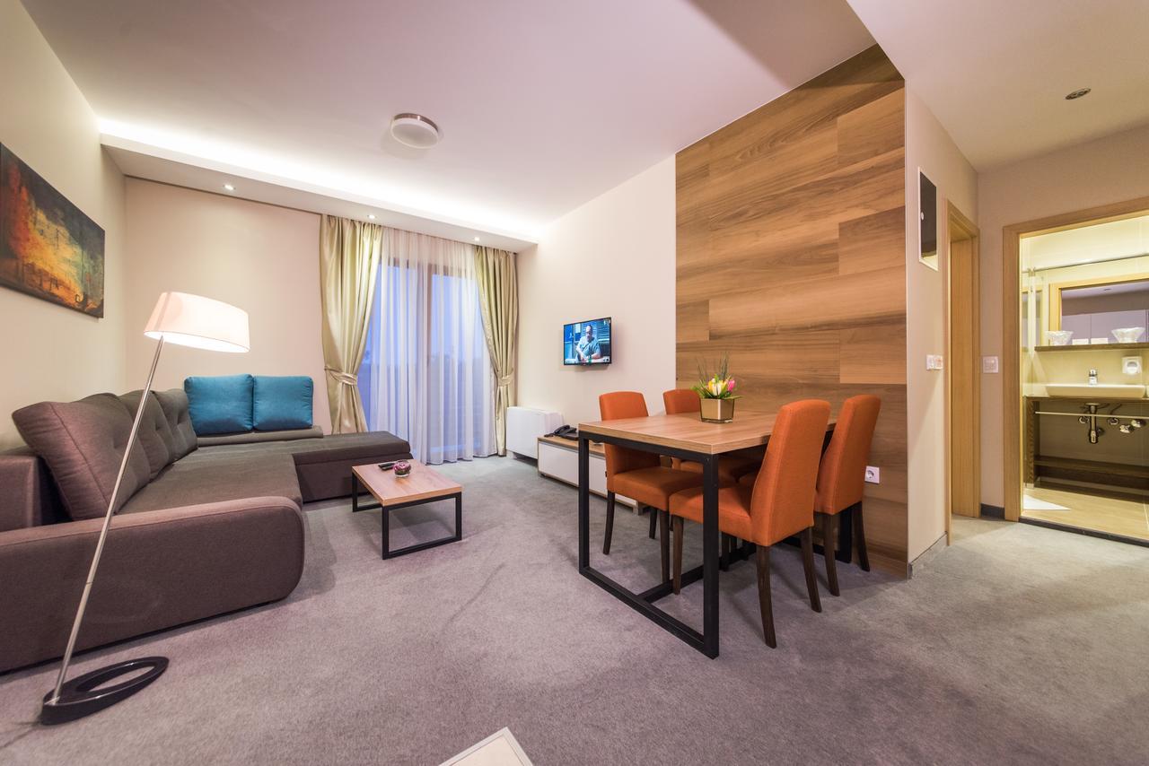 Hotel Mons Zlatibor Bagian luar foto
