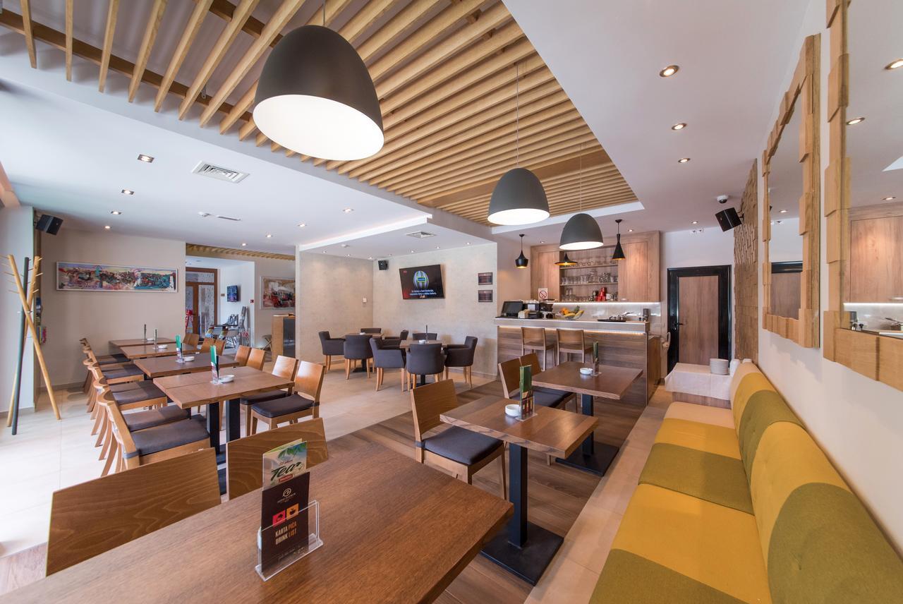 Hotel Mons Zlatibor Bagian luar foto